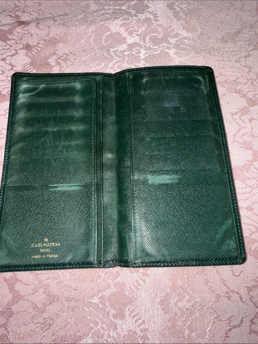Louis Vuitton Green Textured Long Wallet - Picture 3 of 10